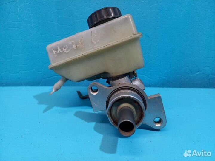 Главный тормозной цилиндр Mercedes-Benz C-Class