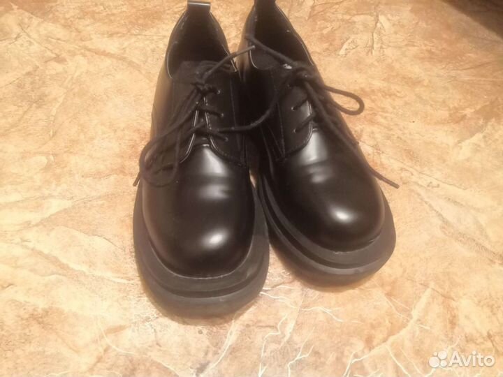 Ботинки женские