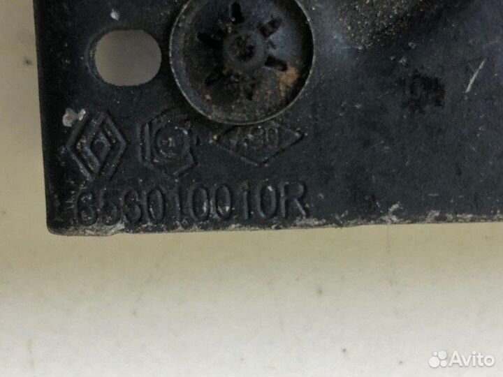 Замок капота Renault Megane 3 K4M838 2014