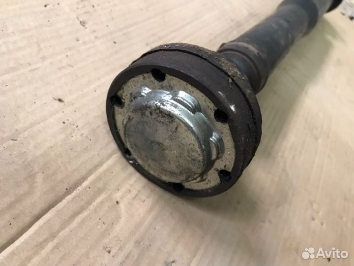Карданный вал передний Land Rover Discovery III