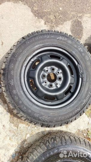 Комплект колес r13 на зимней резине (шипы)