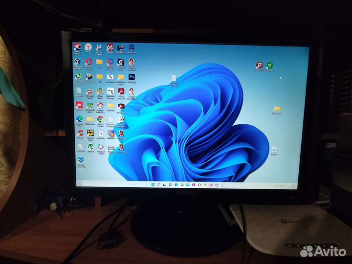 Монитор для компьютера 22 дюйма Samsung E2220NW