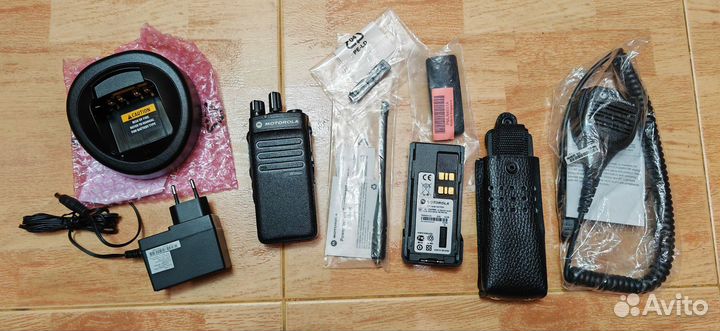 Motorola DP2400E UHF