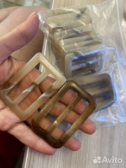 Пряжка для ремня - пластик 6,5 см