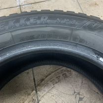 Maxxis ArcticTrekker NP3 215/60 R16 99T