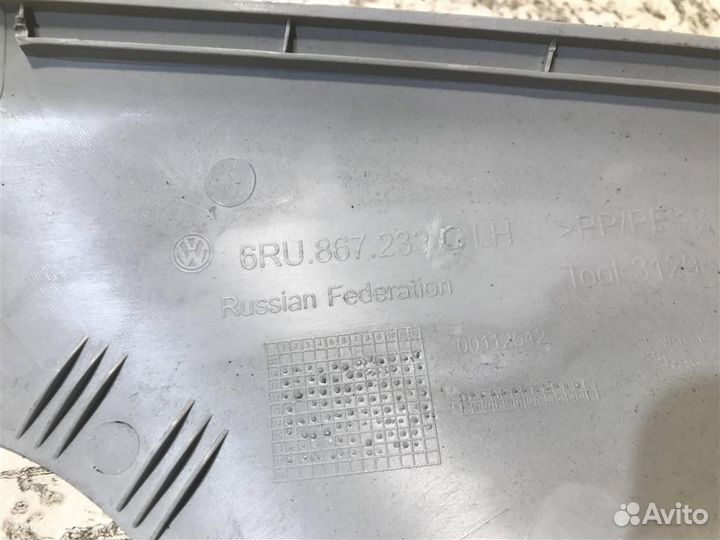 Обшивка стойки VW Polo Sedan