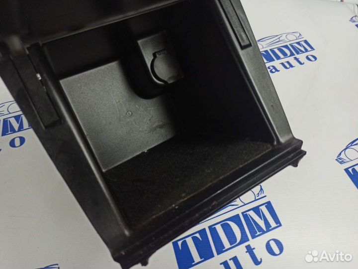 Бардачок центральный (вещевой ящик) Nissan Altima