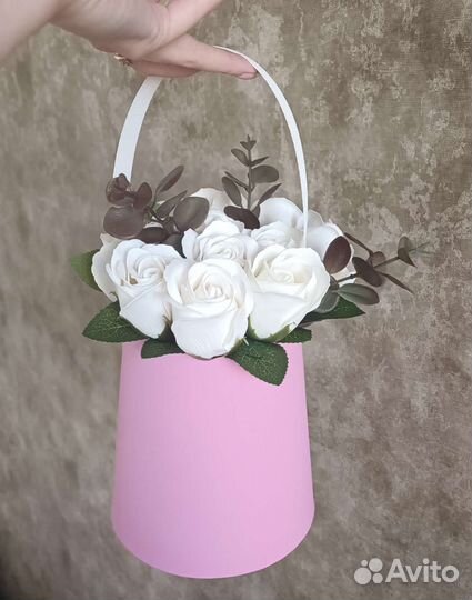 Композиция из мыльных цветов