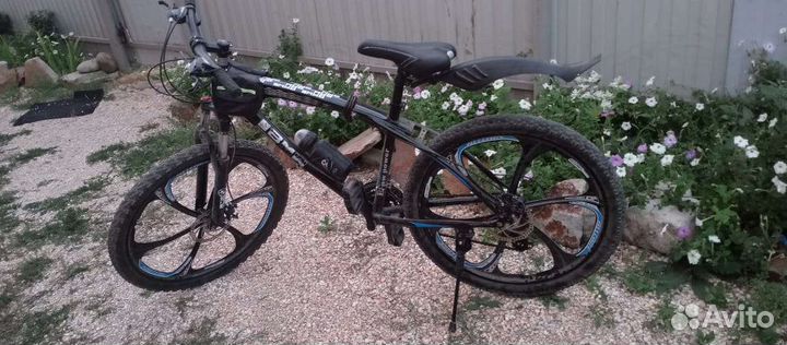Велосипед на литых дисках bmw