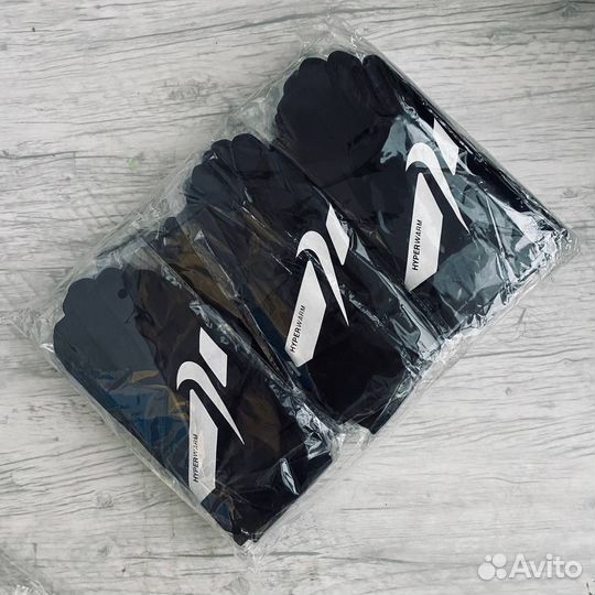 Перчатки Nike hyperwarm