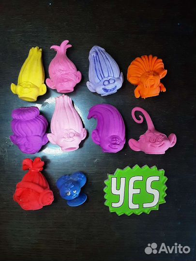 Игрушки из киндера,стиратели из пятерочки,мстители