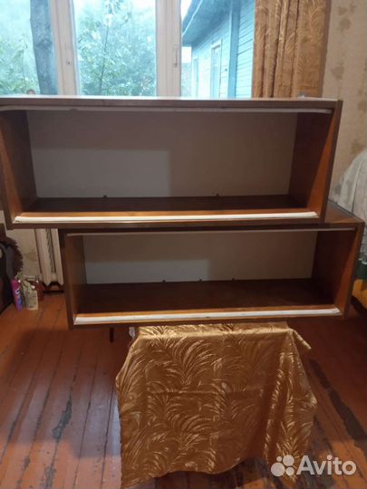 Книжные полки