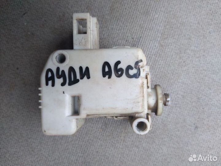 Актуатор лючка топливного бака для Audi A6 (C5)