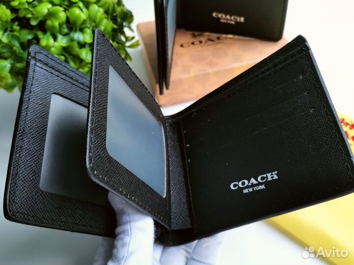 Кошелек Coach