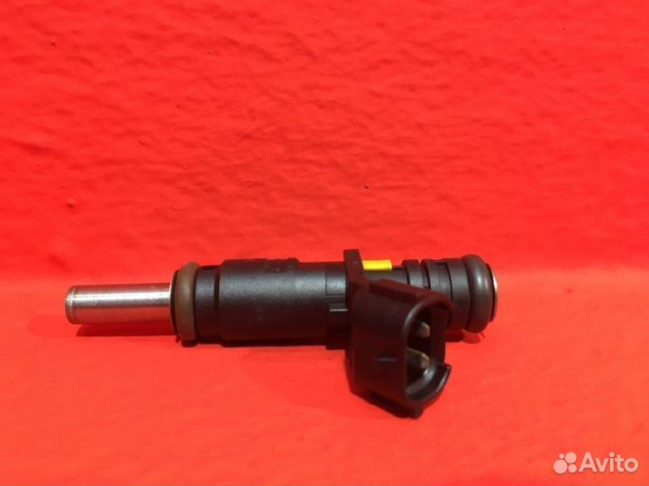 Форсунка Citroen C3 Picasso 1 EP3 (8FS) 1.4 VTI