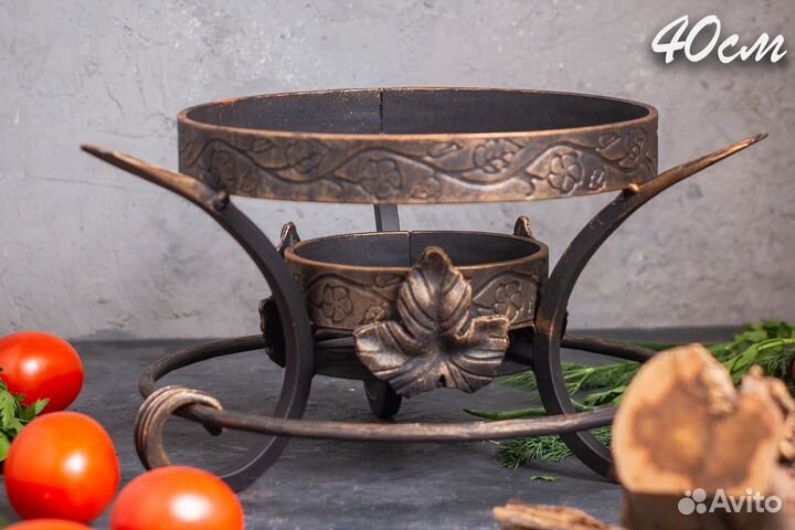 Сковорода Садж из стали 40 см на кованой подставке