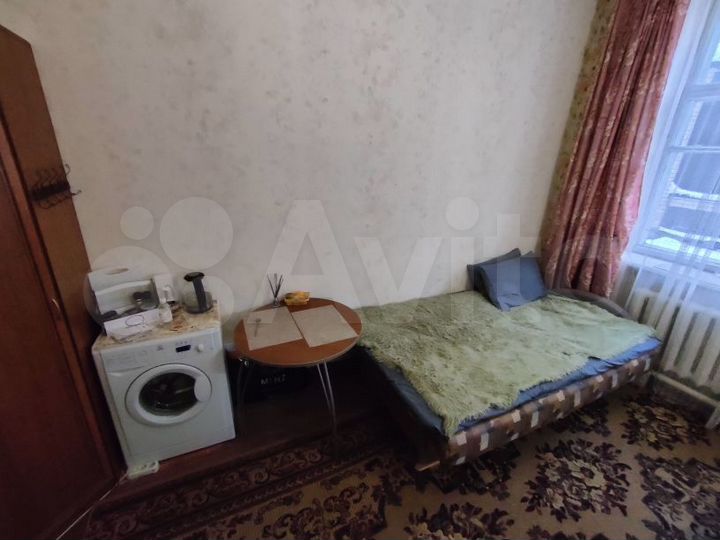 Комната 12 м² в 3-к., 1/2 эт.