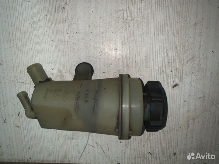 Бачок гидроусилителя руля Ford Focus 1 хэтчбек