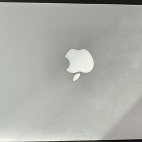 Apple macbook air A1465 2013