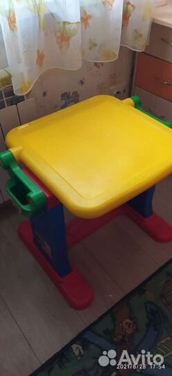 Детский стол со стулом бу