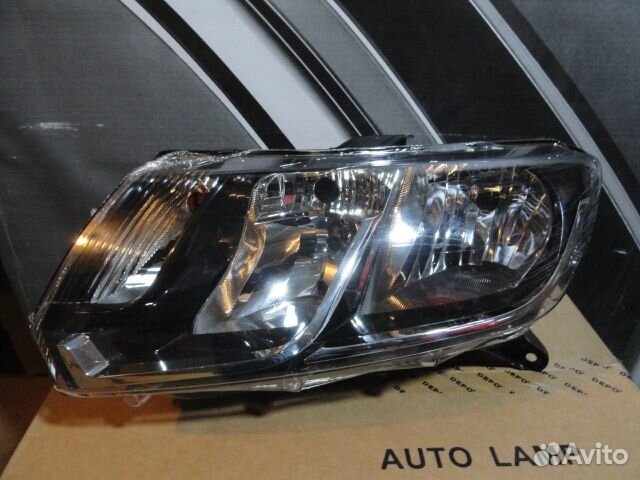 Logan sandero Фара левая под корректор внутри черн