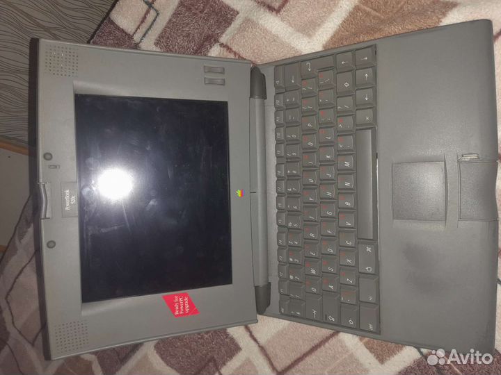 Ноутбук apple Powerbook 520c