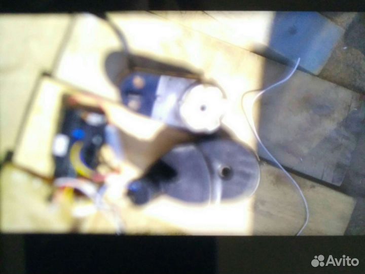 Детский электромобиль