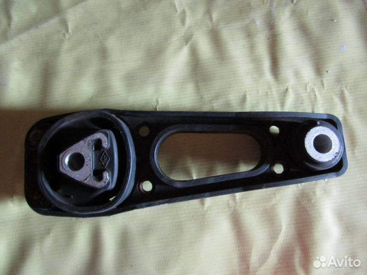 Подушка двигателя Renault Duster 10-15г 26459