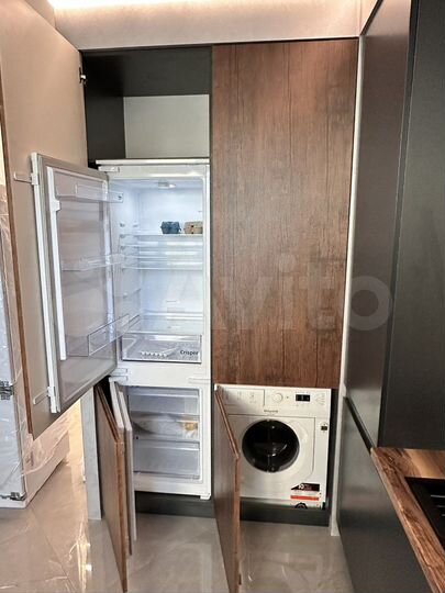 3-к. квартира, 102 м², 1/16 эт.