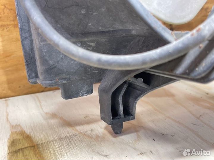 Диффузор радиатора Toyota Raum EXZ10 5EFE 1999