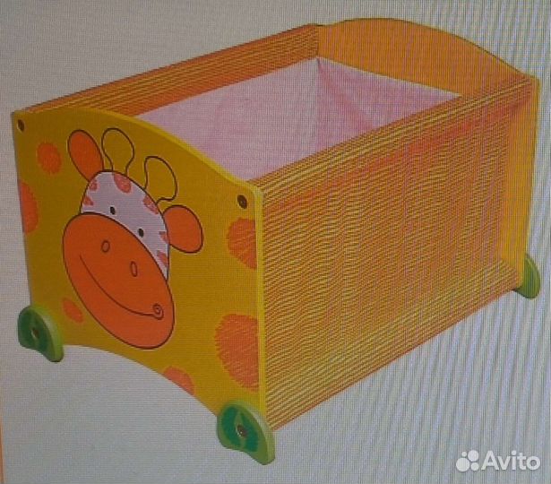 Комплект мебели для малышей, стол, стеллаж-полка