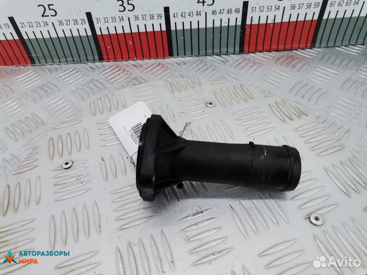 Корпус термостата Audi A3 8L 2000 038121121