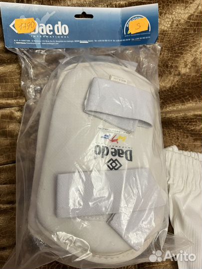 Кимоно плюс защита предплечья