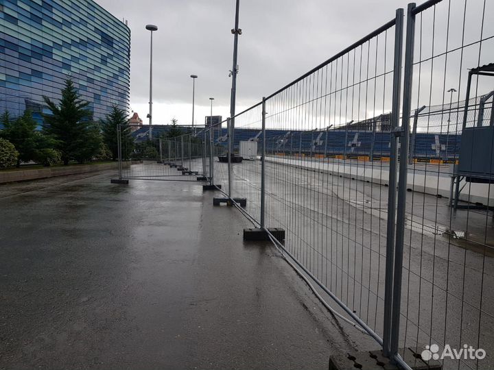 Ограждения строительные, секционные - Аренда