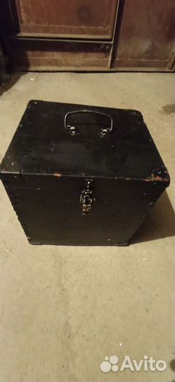 Ящик деревянный с замком-лягушкой (СССР)