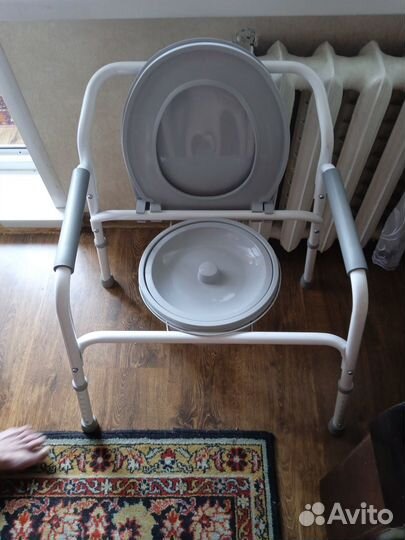 Продается ортопедический стул-туалет