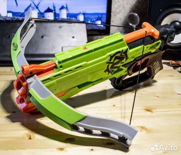 Игрушечный Арбалет Nerf Zombie Strike
