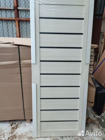 Дверь межкомнатная Палермо 20 черное стекло