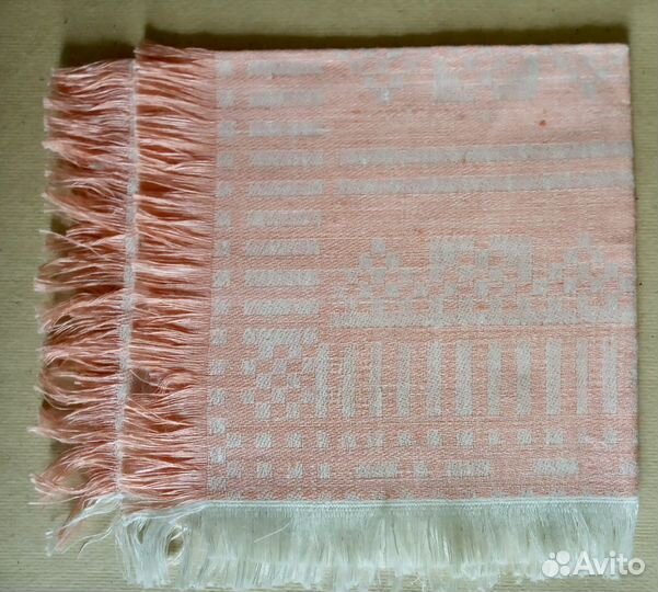 Тканевые салфетки и кухонные полотенца