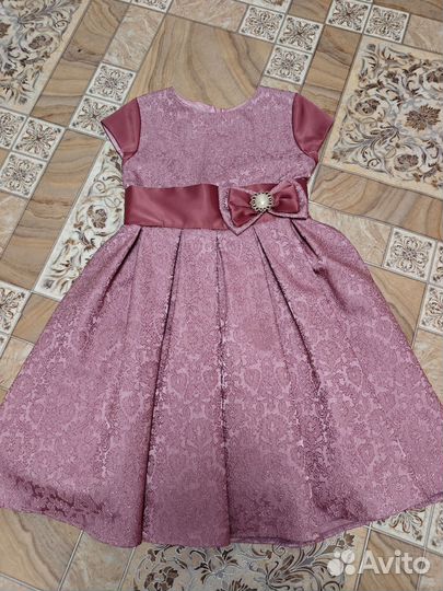 Платье нарядное для девочки