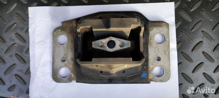 Подушка двигателя форд мондео 4