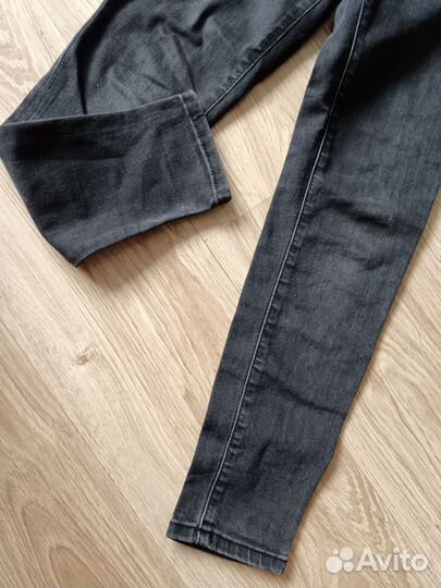 Джинсы Zara