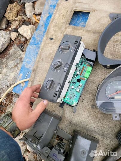 Переключатель печки на вольво s40 1997