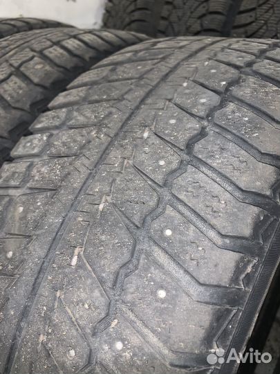 Matador MP 50 Sibir Ice 215/55 R16