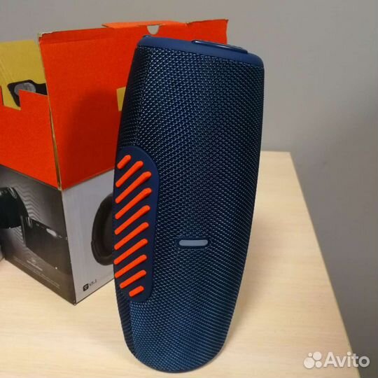 Портативная колонка jbl xtreme 3
