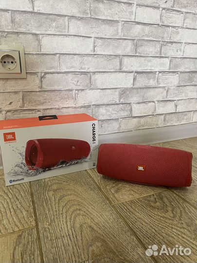 Колонка jbl charge 4