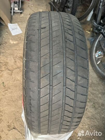 Bridgestone Alenza 001 245/50 R19