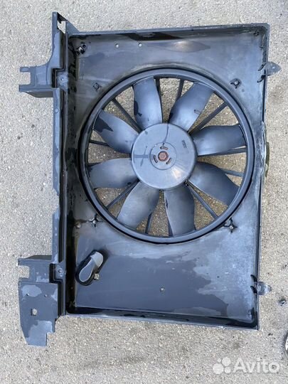 Диффузор радиатора Volvo V70 LW55 V70