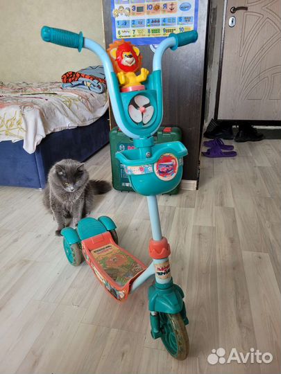 Детский самокат бу