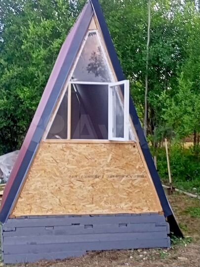 Дом 15 м² на участке 5 га